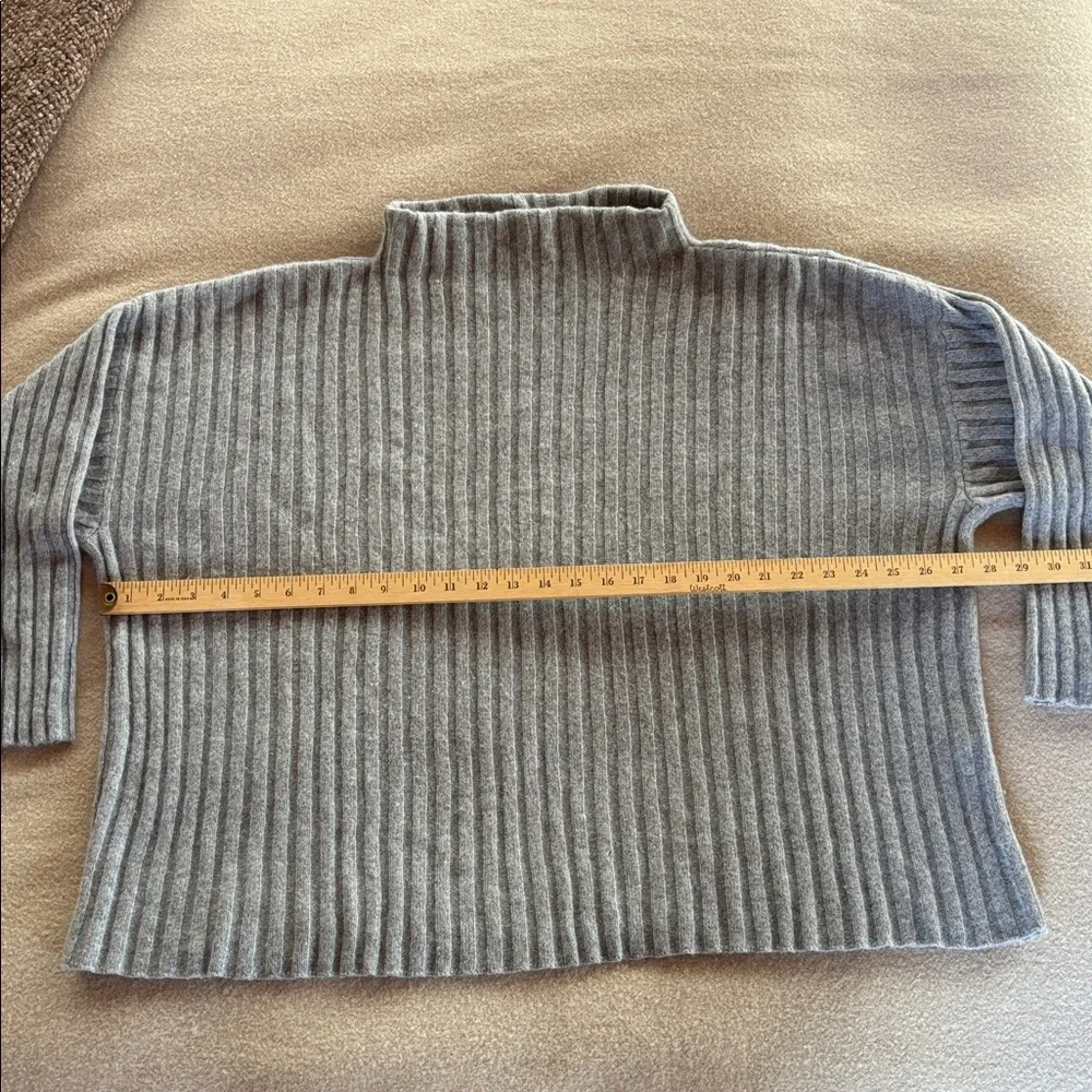 Eileen Fisher Wool and Cashmere Pullover - Picture 3 of 7